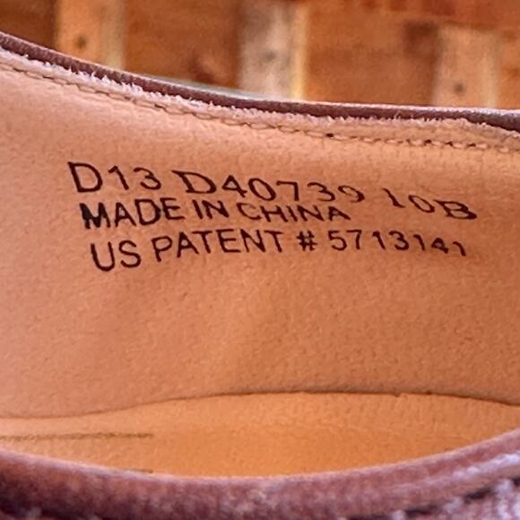 Cole Haan Nike Air Brown Leather Stiletto Heels 10B Gold Buckle Classy Coquette - Picture 10 of 10